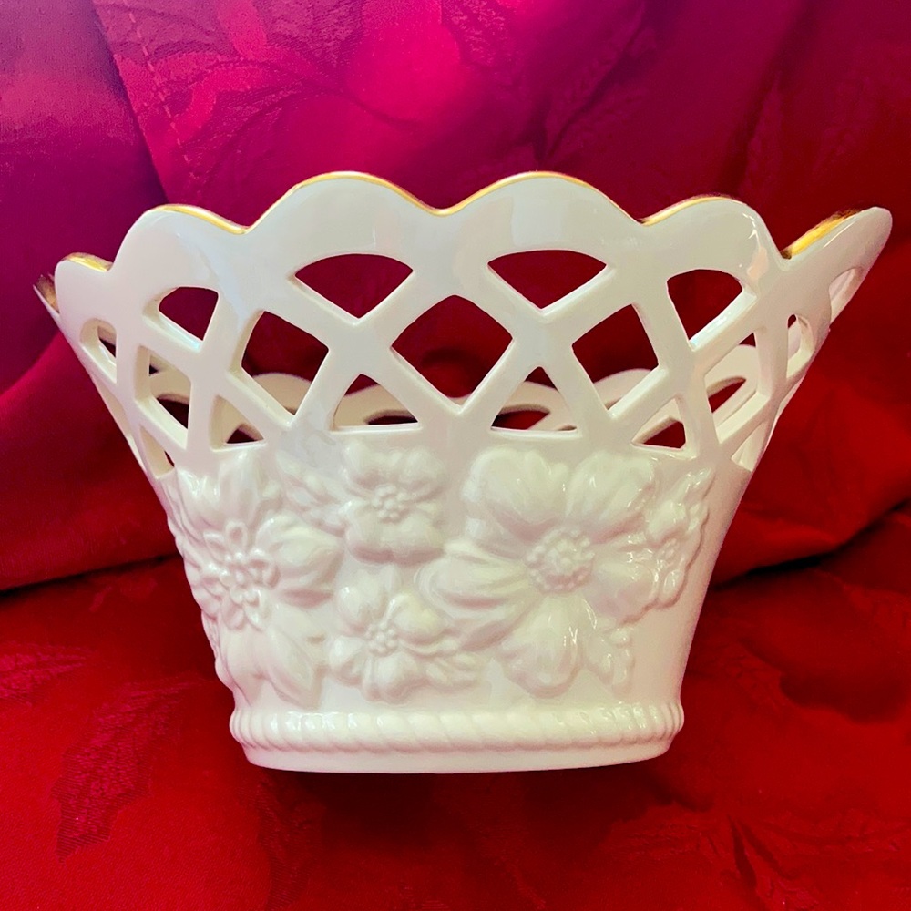 Lenox Pierced Basket